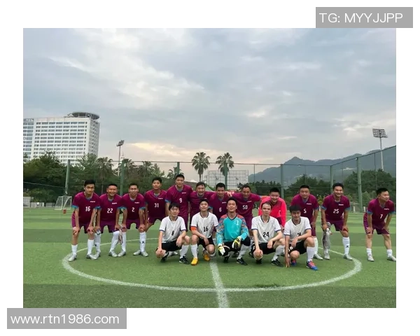 穿21号足球明星的传奇之路与背后故事揭秘